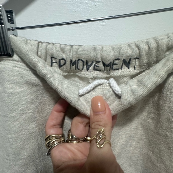 Free People Movement Oatmeal Cream Joggers Size XS/S - Picture 3 of 5